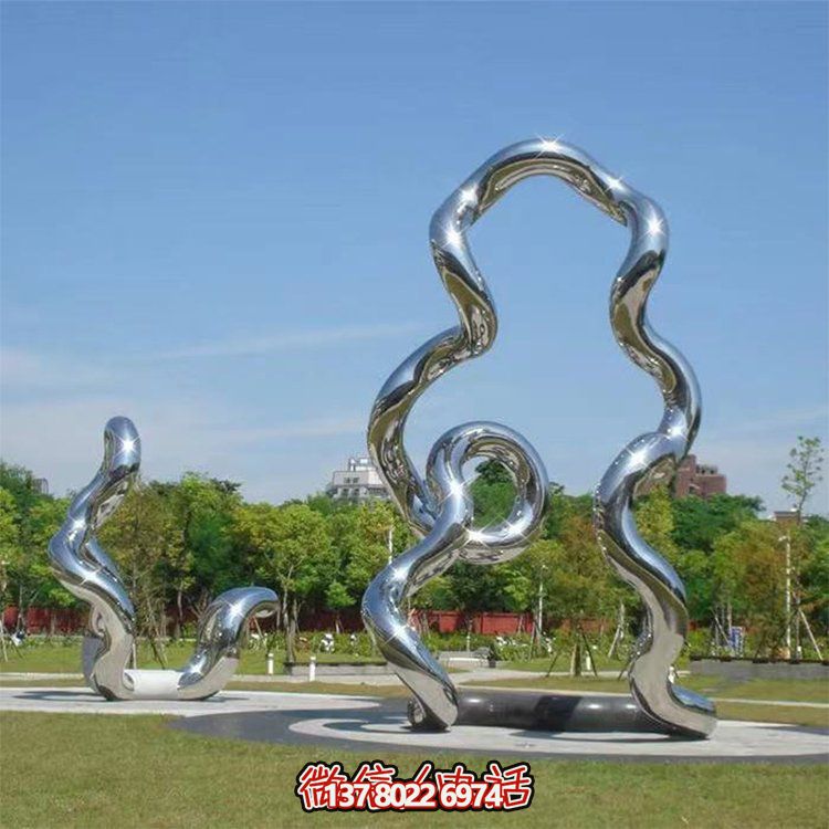 大型不銹鋼異形擺件，為公園綠地增色