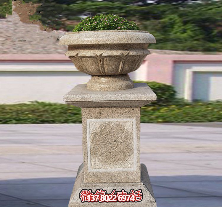 精美石雕花缽，添彰歐式庭院裝飾