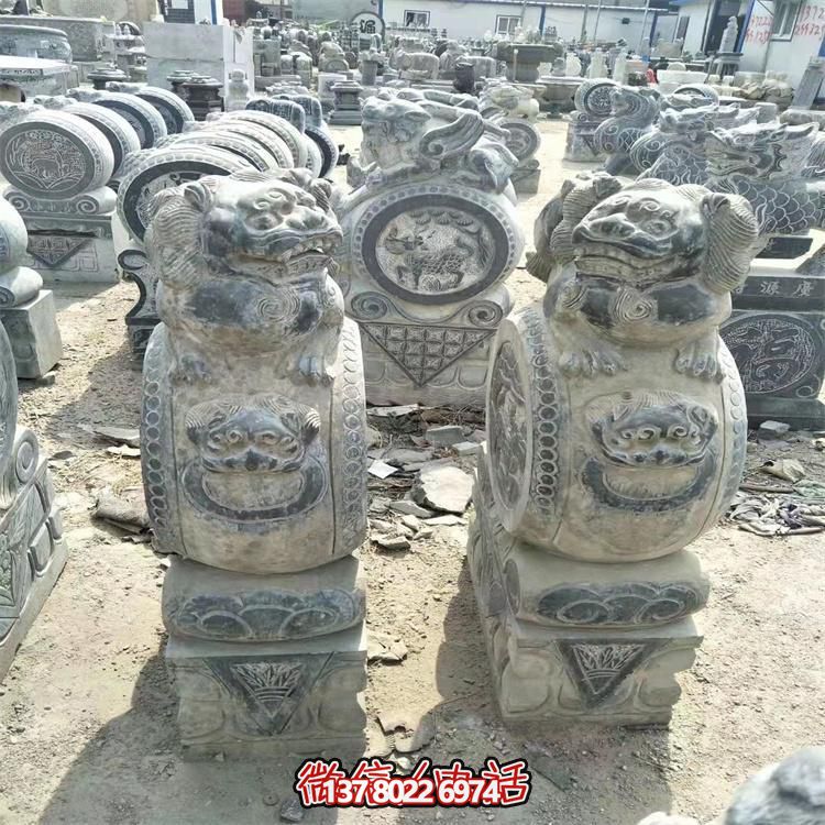 仿古石雕門(mén)口一對(duì)鎮(zhèn)宅獅子抱鼓石