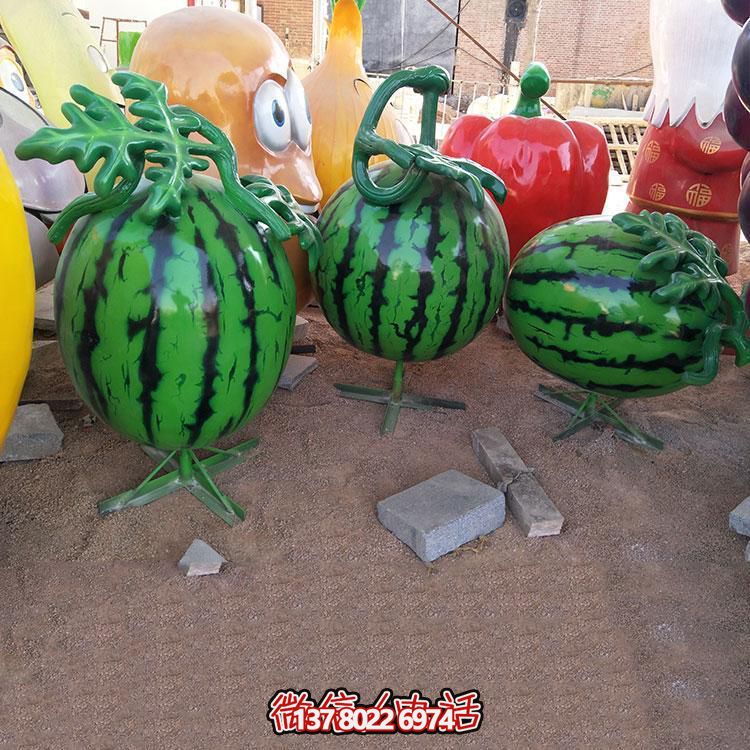 玻璃鋼仿真西瓜，大西瓜雕塑擺件